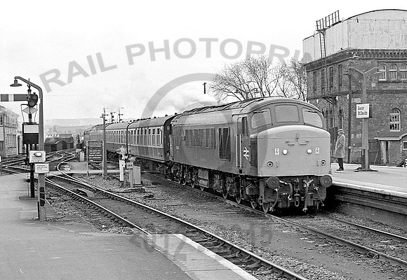 45043-Exeter-310379-JC566