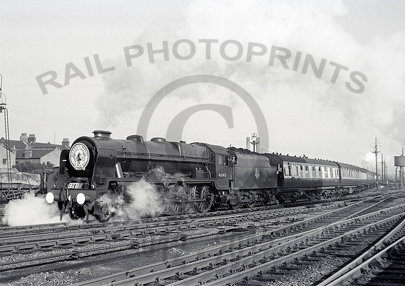 46140-Y-WembleyCentral-020553-DCCCRL609