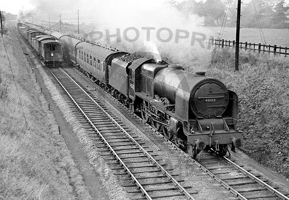 46123-Y-SuttonWeaver-0848-RAW396
