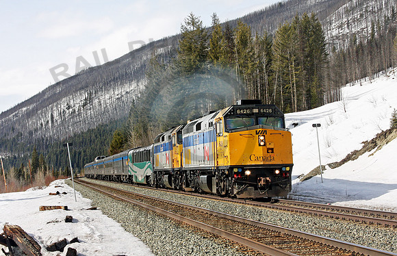 Via6426-MooseMarsh-220309-JC8239