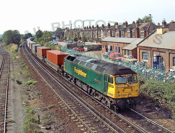 57001-Y-Eastleigh-030902-JC201