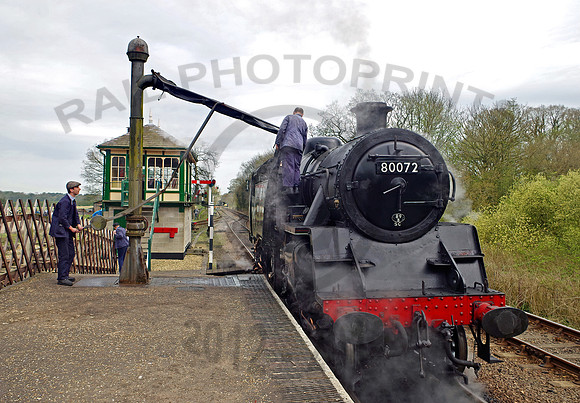 80072 Holt 21-04-18  JD072