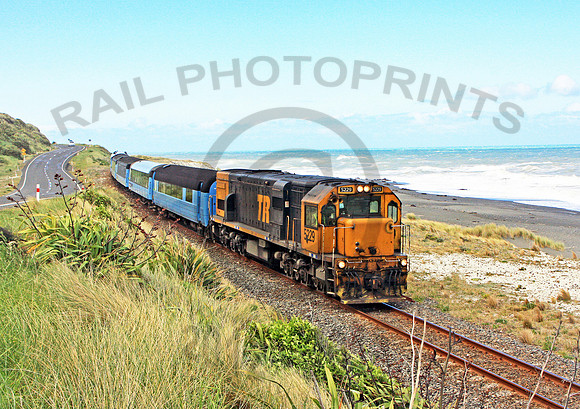 DX5229-Kekerengu-051110-JC479