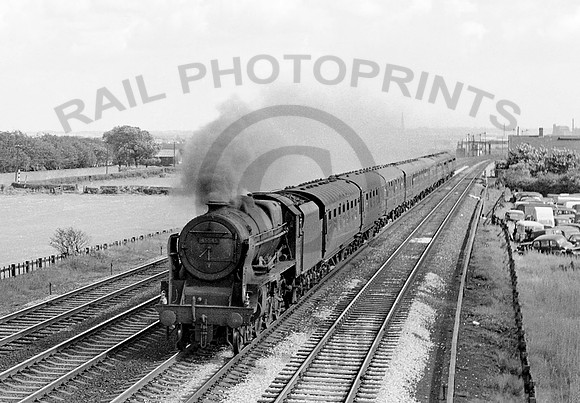 45545-Y-Winwick-0563-RPC832