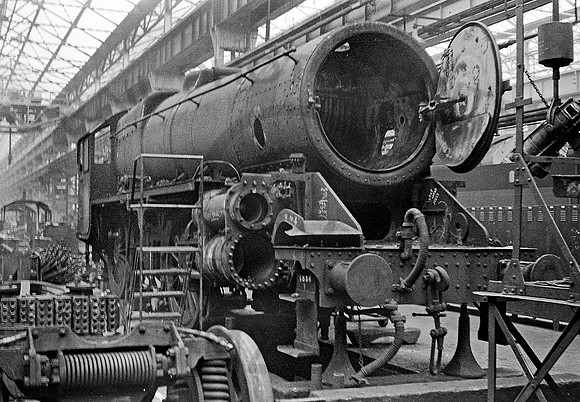 44856 Crewe Works 160166 BR860