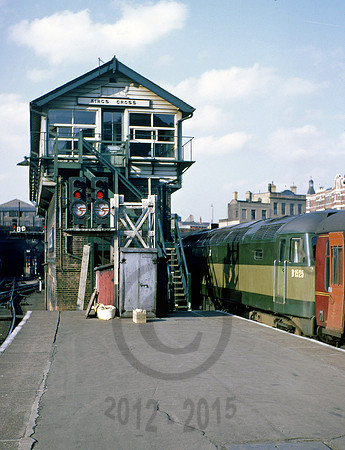 D1525 Kings Cross 0467 CD352