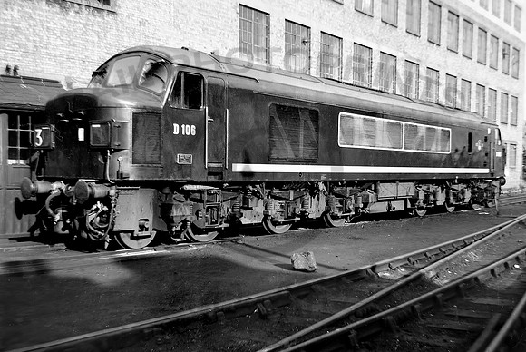 D106 Kentish Town 1962 MH057