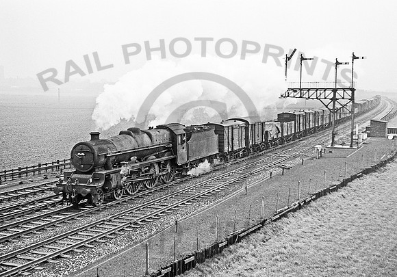 45696 Winwick Junction 010461 HB297