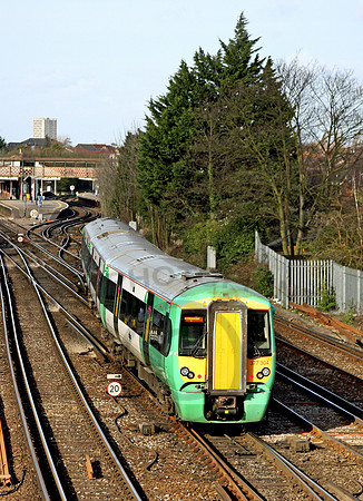 377304-StDenys-120308-JC063