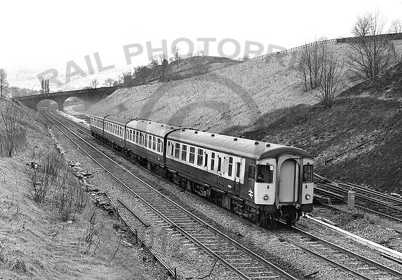 Class123-52093-Y-Chinley-230382-JC570