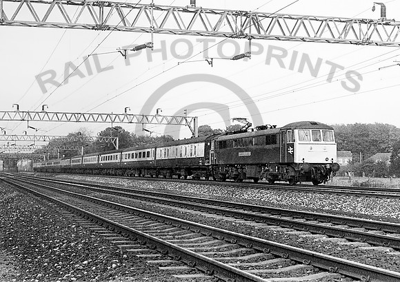 86101-Y-StandonBridge-0579-HB727