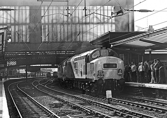 37269-37289-Carlisle-210883-JC240