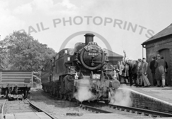 41321-Y-Glenfield-270561-RPC926