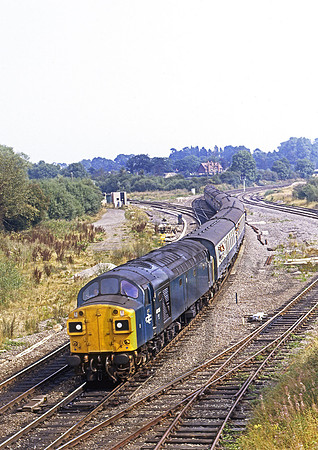 40135-WhitacreJunction-270683-JC185