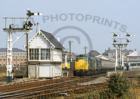 31415-Skegness-180982-JC871