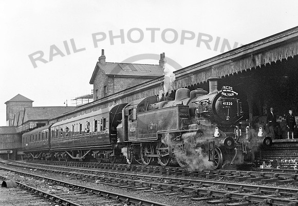 41320-Y-NottinghamLowLevel-190959-RPC929