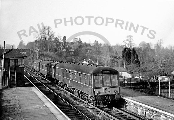 W51065-Y-Saltford-0363-JC669