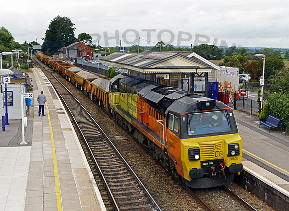 70806 Castle Cary  200915 JC567