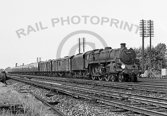 73155 Hampton Court Junction  090864 IT464