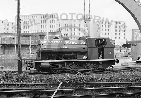 Peckett1940-Henbury-Y-WappingWharf-270981-JC697