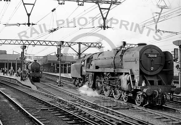 70010-Y-SheffieldVictoria-1959-RPC612