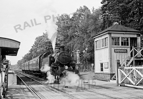 41299 Baynards 0463  JDC533