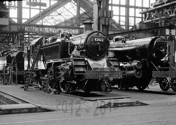 82022 Swindon Works 1955  RPC 137