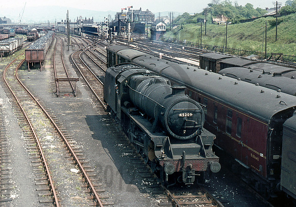 45209-Carnforth-010668-DR480