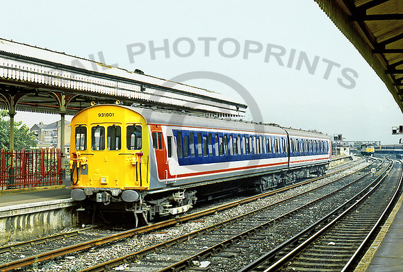 931001  Clapham Junction 150993 GE001