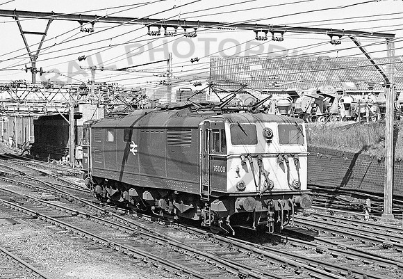 76008-Y-Woodburn-190581-JC6160
