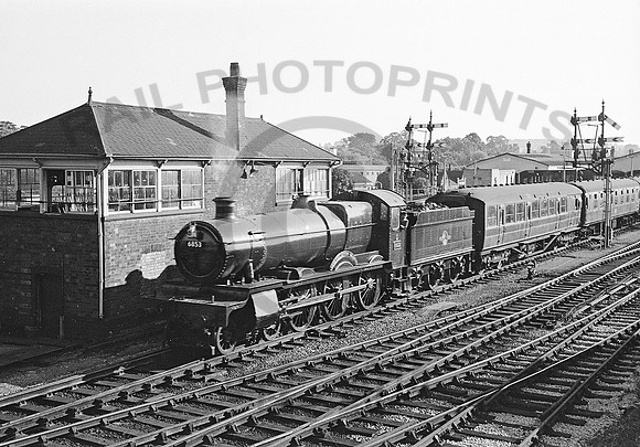 6853-Y-Westbury-0563-RPC385