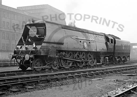 35028-Y-StewartsLane-0353-RPC527