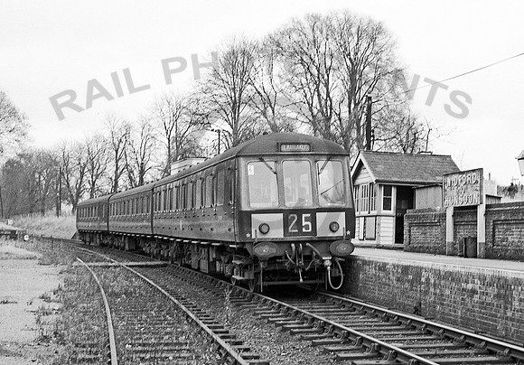 Class 125 E50988 Widford 141164 HB64W449