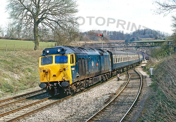50007-Y-Whiteball-090482-JC840R