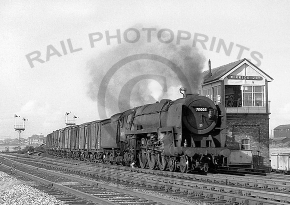 70005-Y-WinwickJunction-0966-RPC967