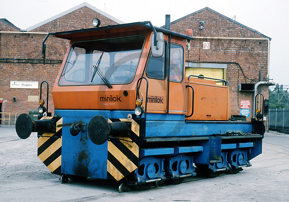 Minilok CRVE 7207 Crewe Works 160896 HB032