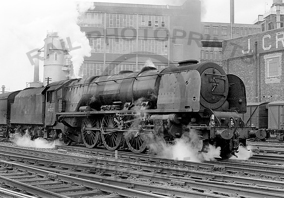 46237-Y-Warrington-1963-CW145