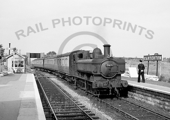 7411-Y-Carterton-020654-HB445
