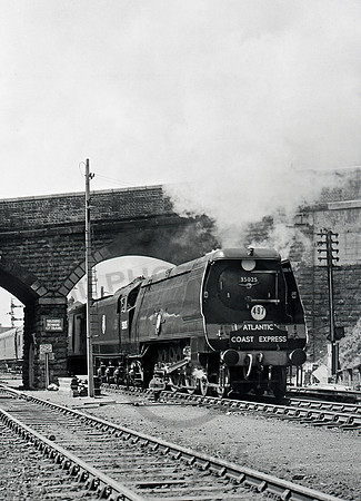 35025-Y-Exeter-1952-RPC837