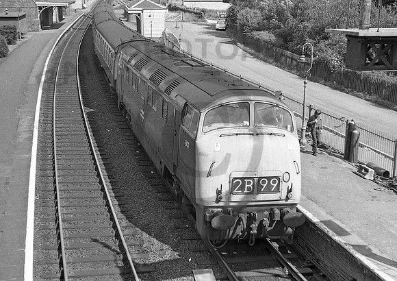 807-Y-Crediton-260671-DM395