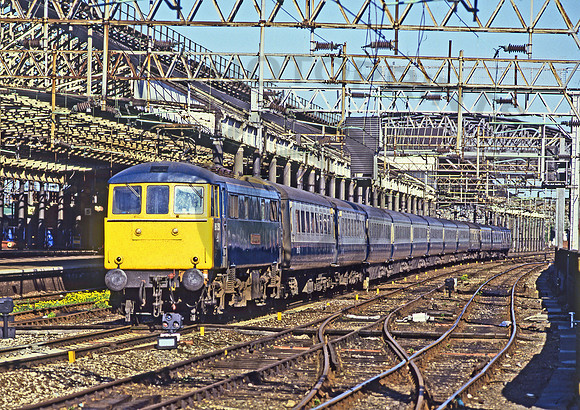 86251-Y-Rugby-300585-JC476