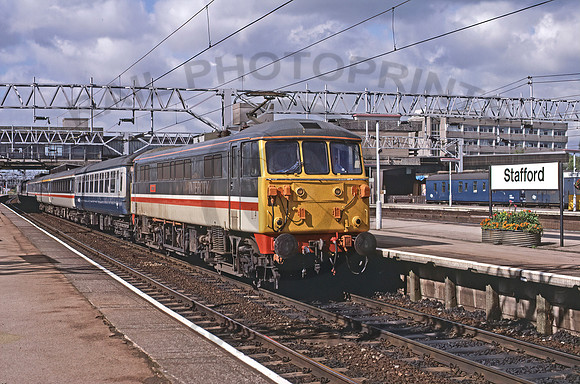 86214 Stafford 0686 BR214