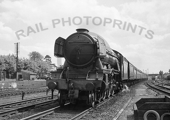 60109-Y-Stevanage-0662-RPC094