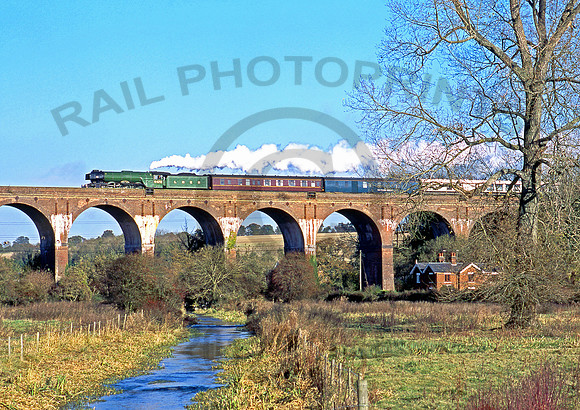 4472 Hurstbourne Viaduct 041100 JC493