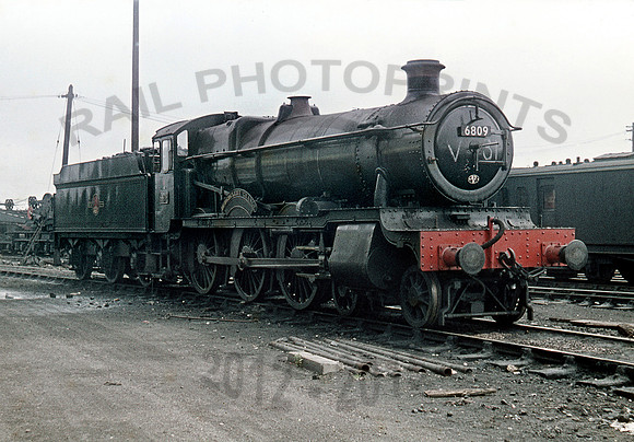 6809-Y-OldOakCommon-0660-IT145