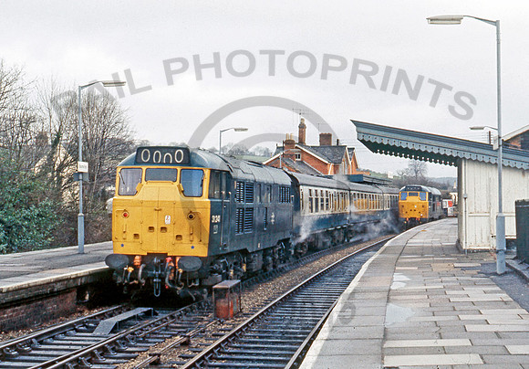 31241-Y-BourneEnd-060277-DC883