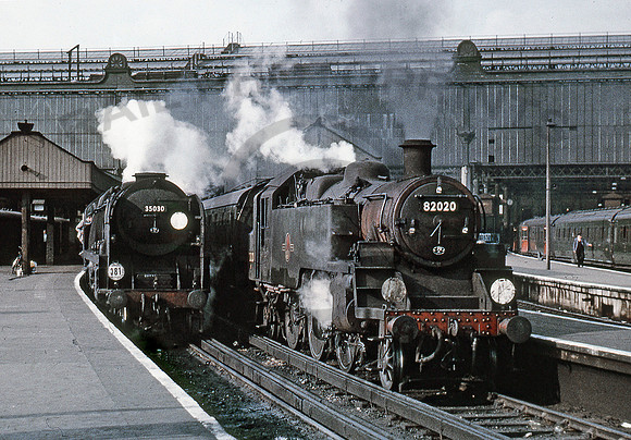 82020-35030-Y-Waterloo-0565-RPC307