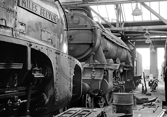 60085-Y-Darlington-0362-RPC068
