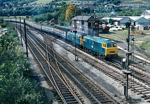 7001-Y-PontypoolRoad-220973-RPC292