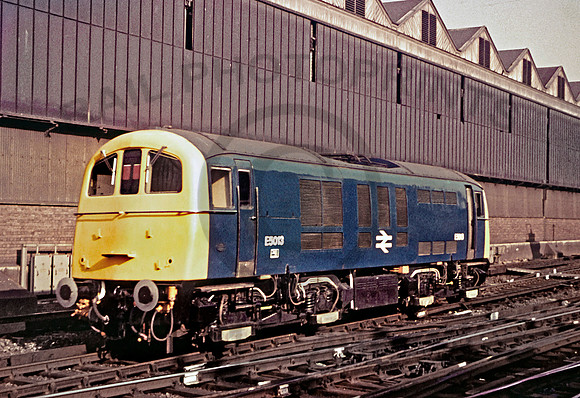 E5013 Victoria 280972 RC-J171R